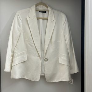 New Kasper White Blazer Size 12